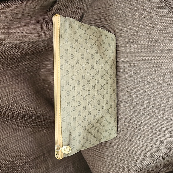 Gucci Handbags - Markdown Madness Rare Vintage Gucci GG 1970's/ 1980s Cosmetics Bag